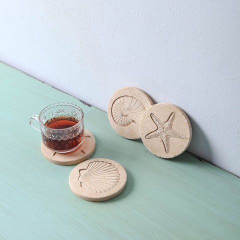 NIKKY HOME Cork-backed coaster prevents slipping and surface scratches