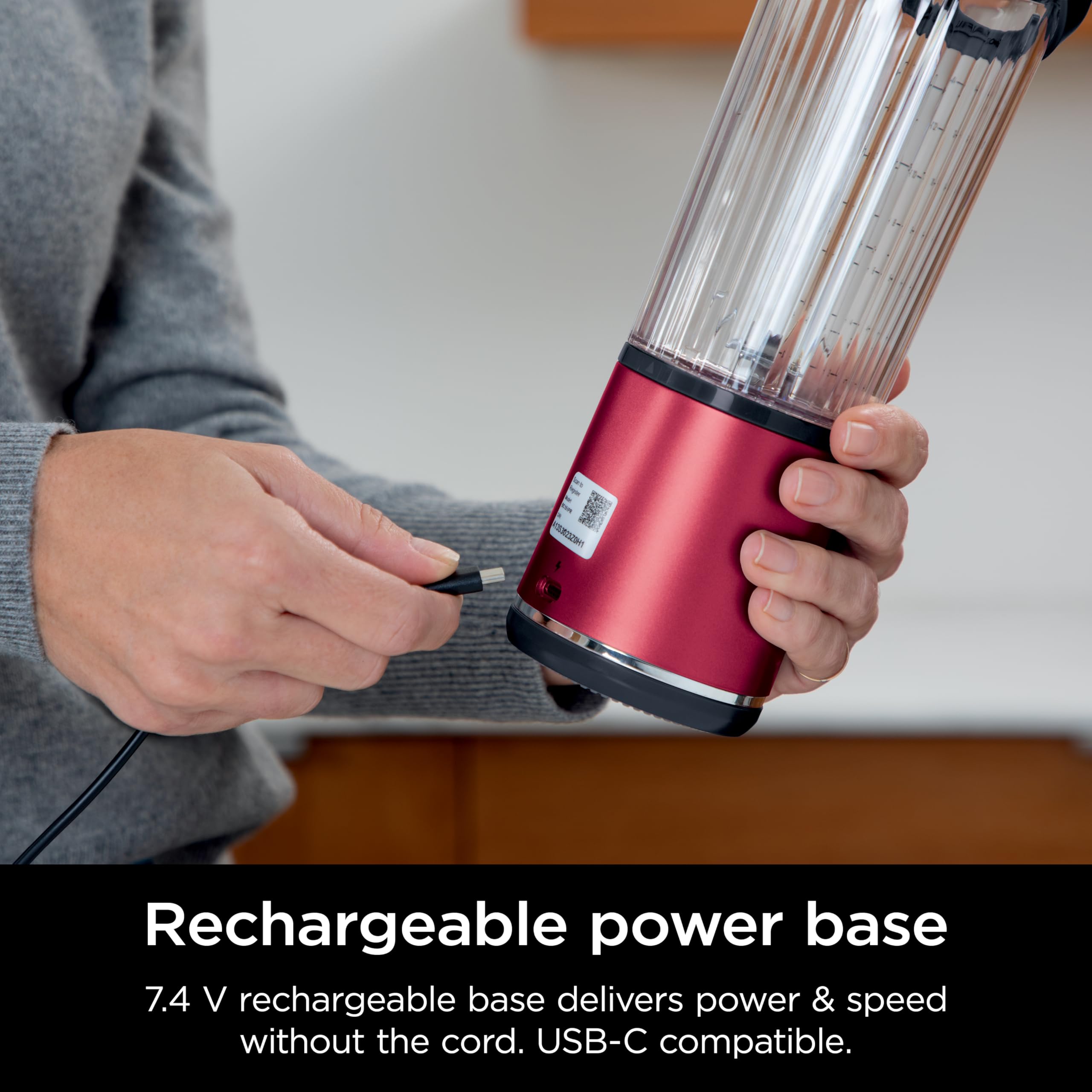 Ninja Blast sip lid offers one-handed drinking convenience.