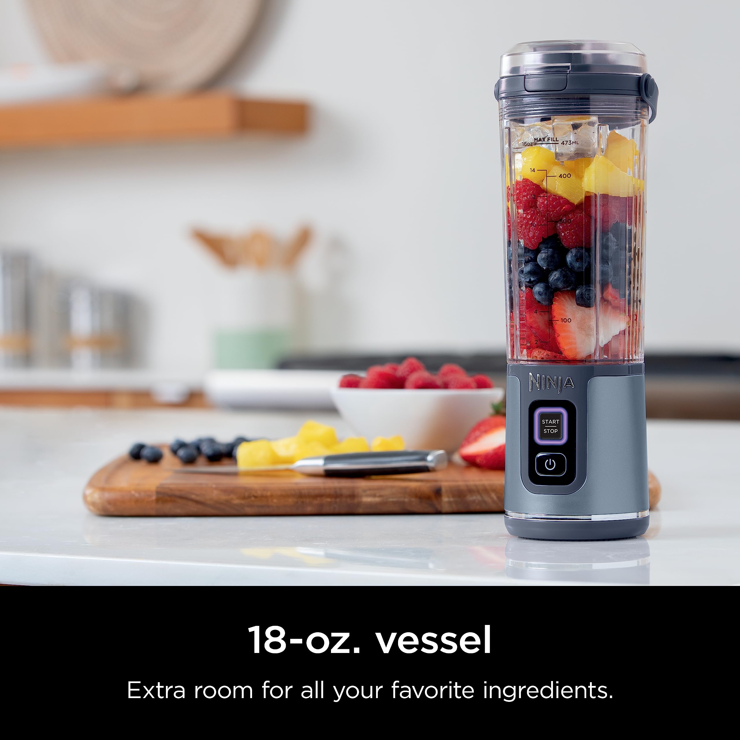 Ninja Blast denim blue lid with sip spout enables easy sipping.