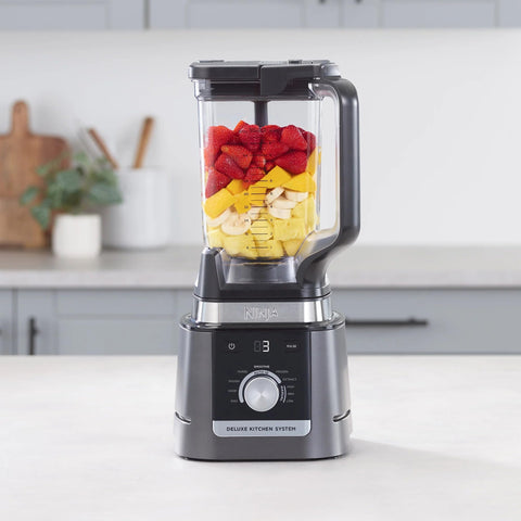 Ninja CO905KS base and control panel highlighting precise, easy-to-use controls.