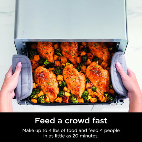 Ninja removable crumb tray for easy cleaning after meals.