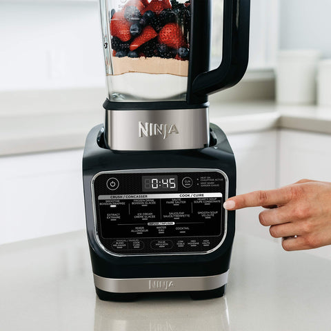 Ninja Foodi 800-watt heating element for quick soups and melted toppings.
