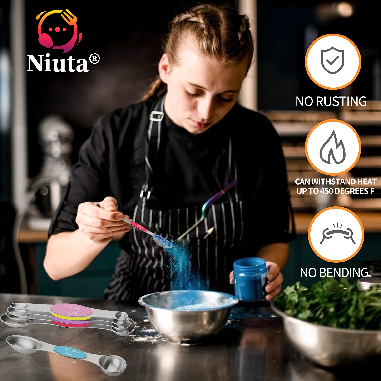 NIUTA double-ended spoons show liquid and dry measurement versatility for precise recipes.