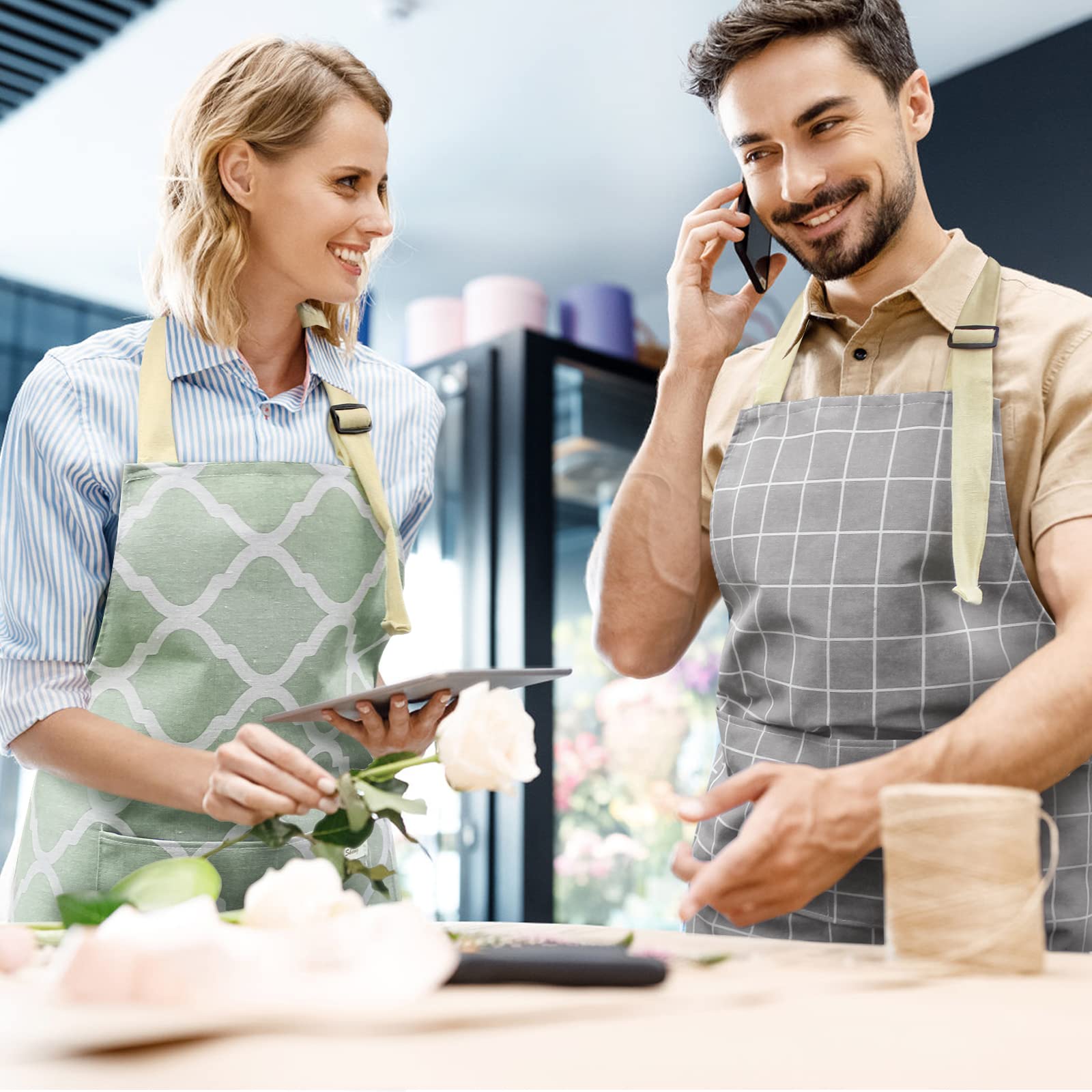 NLUS adjustable neck bib apron with convenient pockets for tools