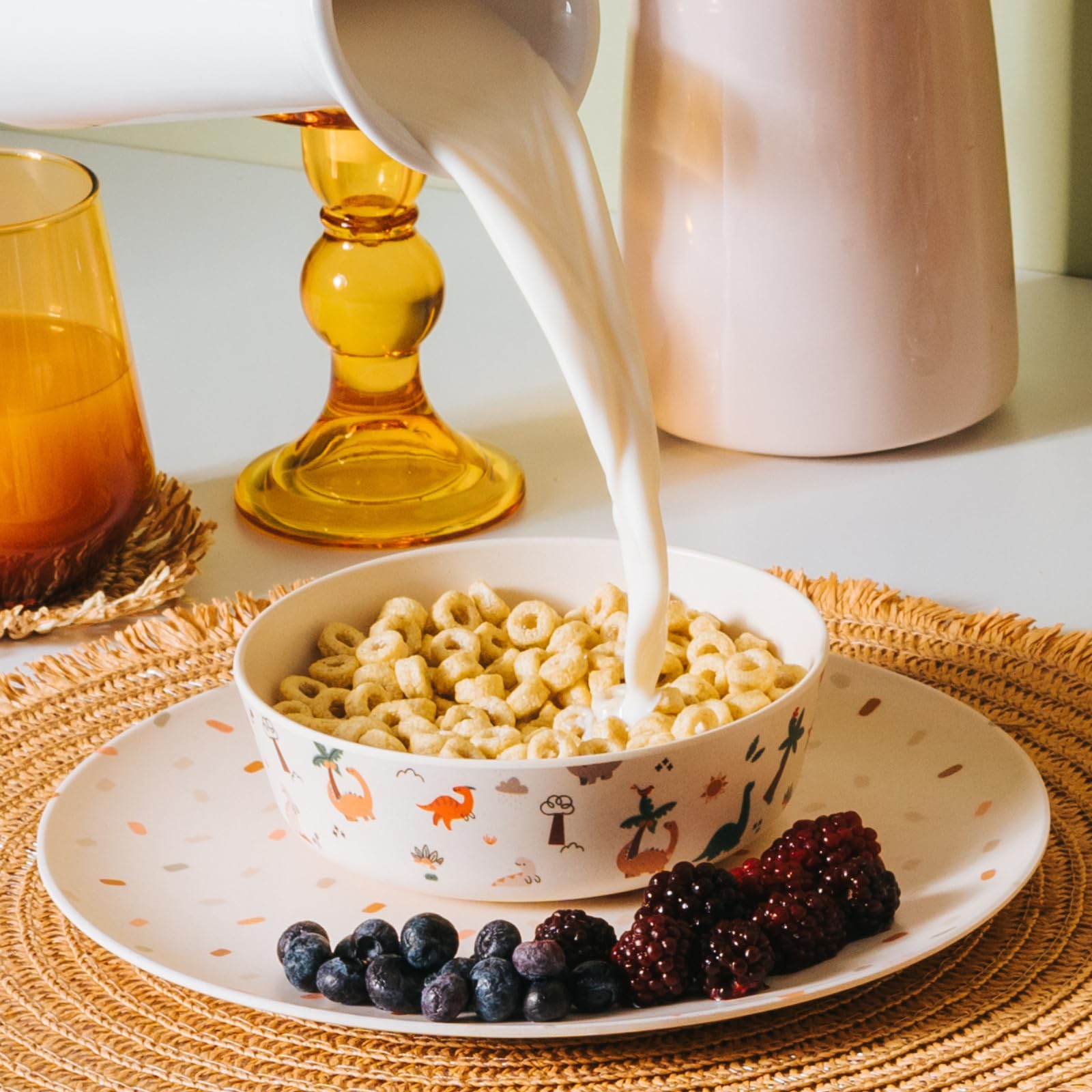 18-ounce capacity mark visible on the Nook Theory bamboo bowl.