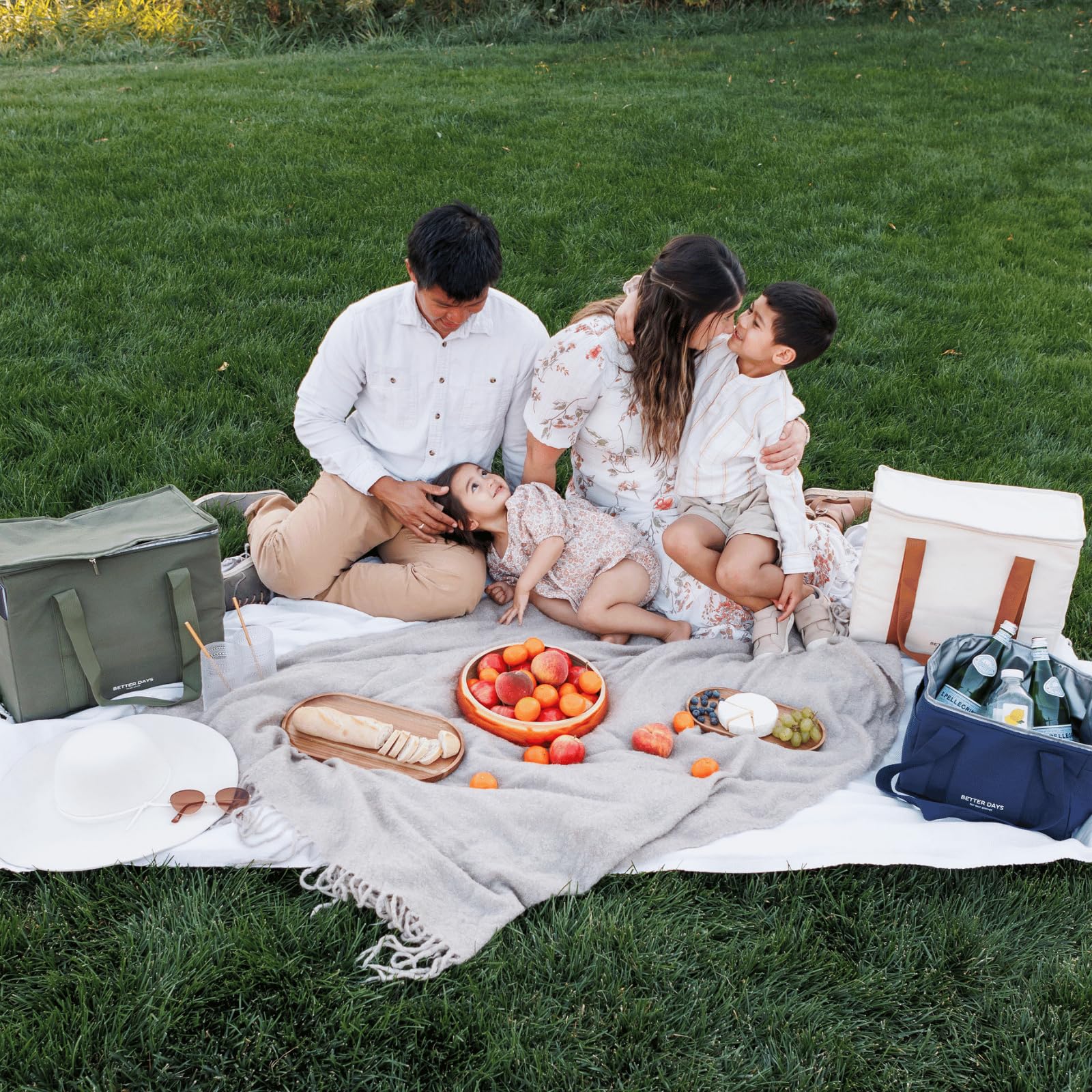Nook Theory eco-friendly reusable bag reduces single-use plastics.