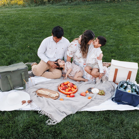Nook Theory eco-friendly reusable bag reduces single-use plastics.