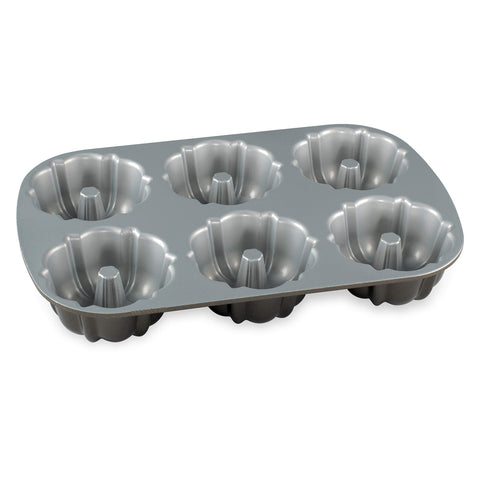 Nordic Ware Bundtlette pan, oven-ready up to 400 degrees Fahrenheit for versatile baking