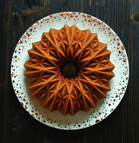 Detailed swirl on Nordic Ware Cut Crystal Bundt in gold