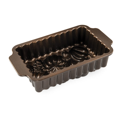 Exterior dimensions help plan oven fit and storage for Nordic Ware pan