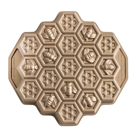 Nordic Ware Honeycomb Pull-Apart Pan exterior in toffee finish highlights premium craftsmanship for show-stopping bakes.