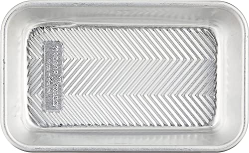 Nordic Ware Prism Loaf Pan easy release thanks to prism grid design.