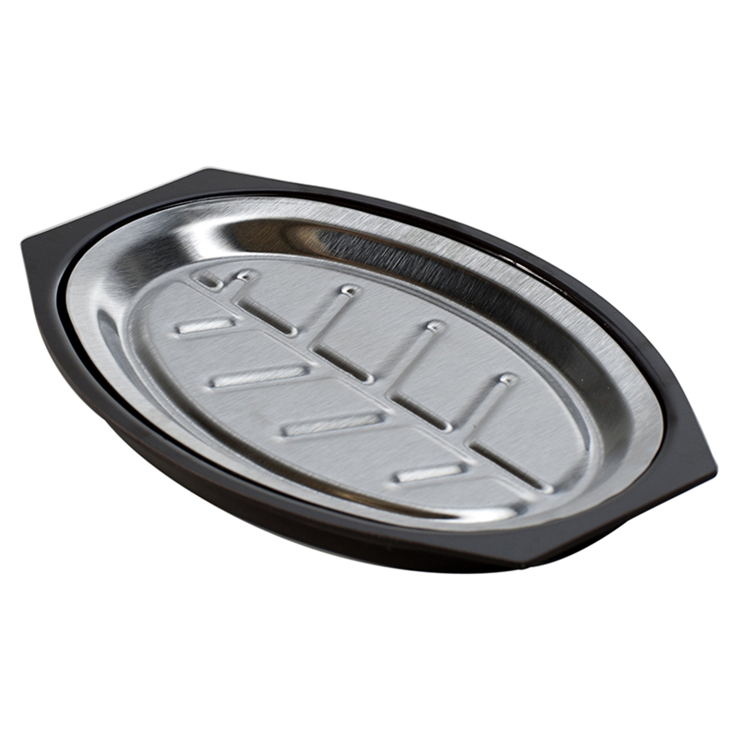Nordic Ware Sizzling Server on grill lid for warm, restaurant-style plating