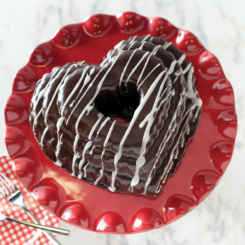Nordic Wear Tiered Heart Bundt detail-shot highlights heart-tier design and finish.