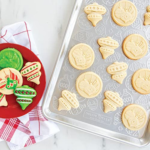 Nordic Ware Yuletide stamps are built from durable cast aluminum.