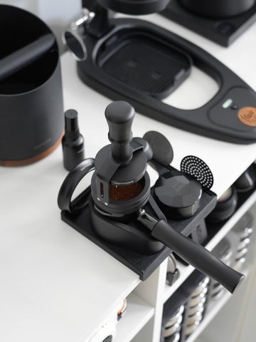 Normcore V3 spare needles included for long-term maintenance.