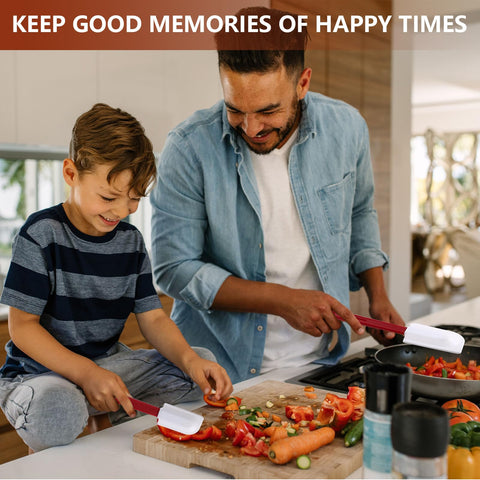 Norme silicone spatulas are easy to clean, resisting stains and odors.