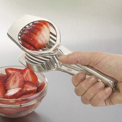 Norpro 5170 eggs sliced for salads and garnishes, tidy uniform pieces