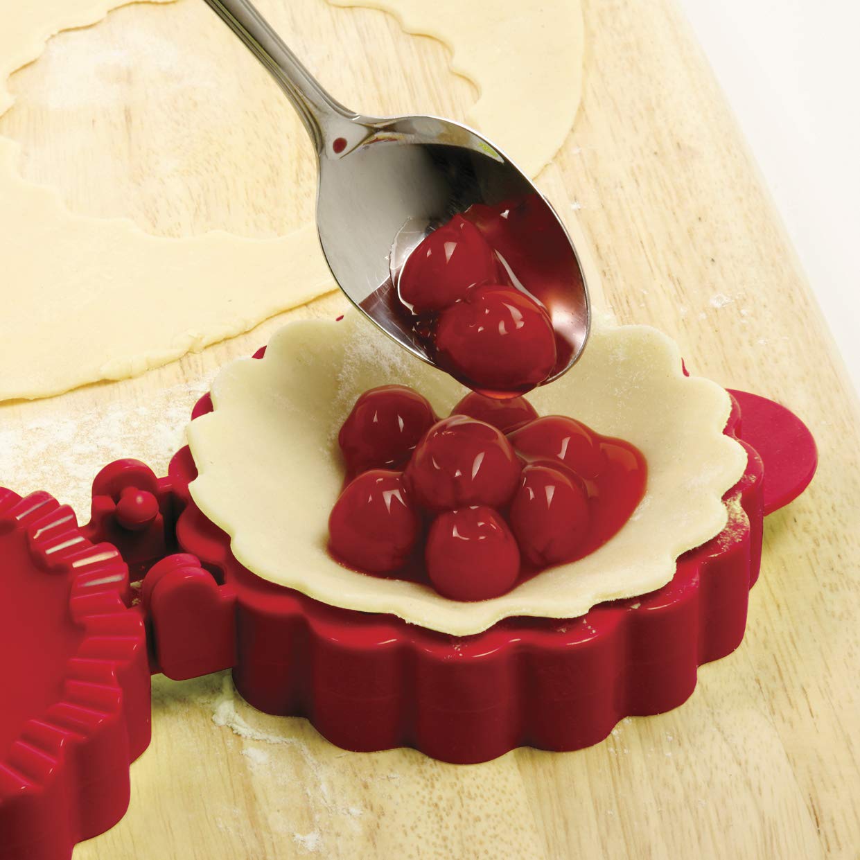 Norpro compact mini pie mold ideal for parties and quick desserts