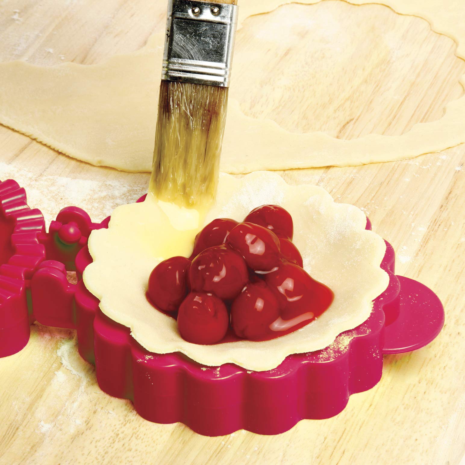 Norpro dough pattern lattice cutout showing decorative lattice option