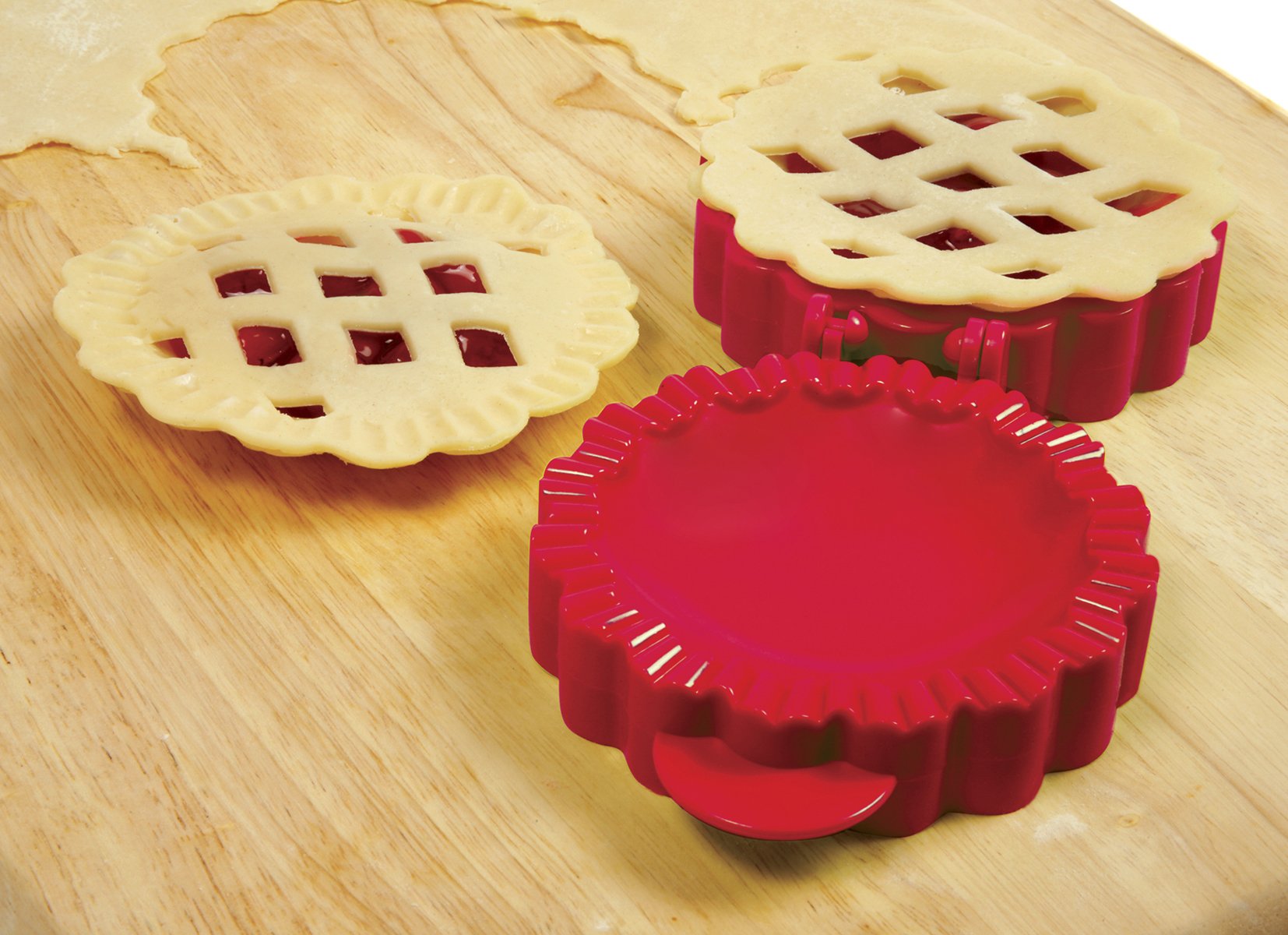 Norpro flower-shaped design enhances mini pie presentation