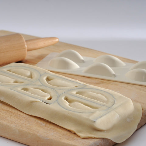Norpro pierogi maker durable-aluminum body ensures lasting use.