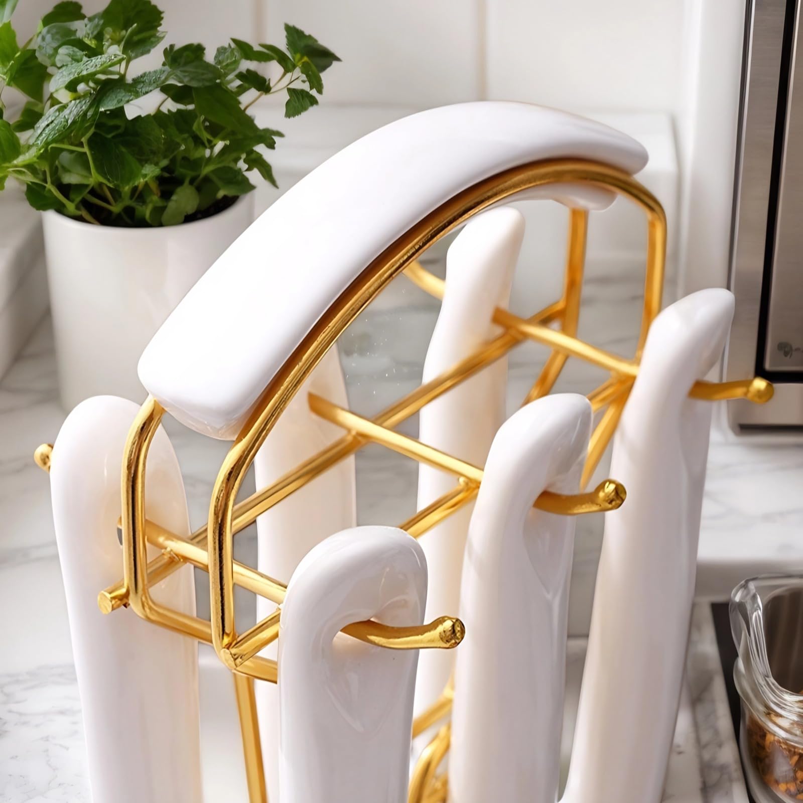 Novellus stainless steel gold pasta spoon ideal for serving