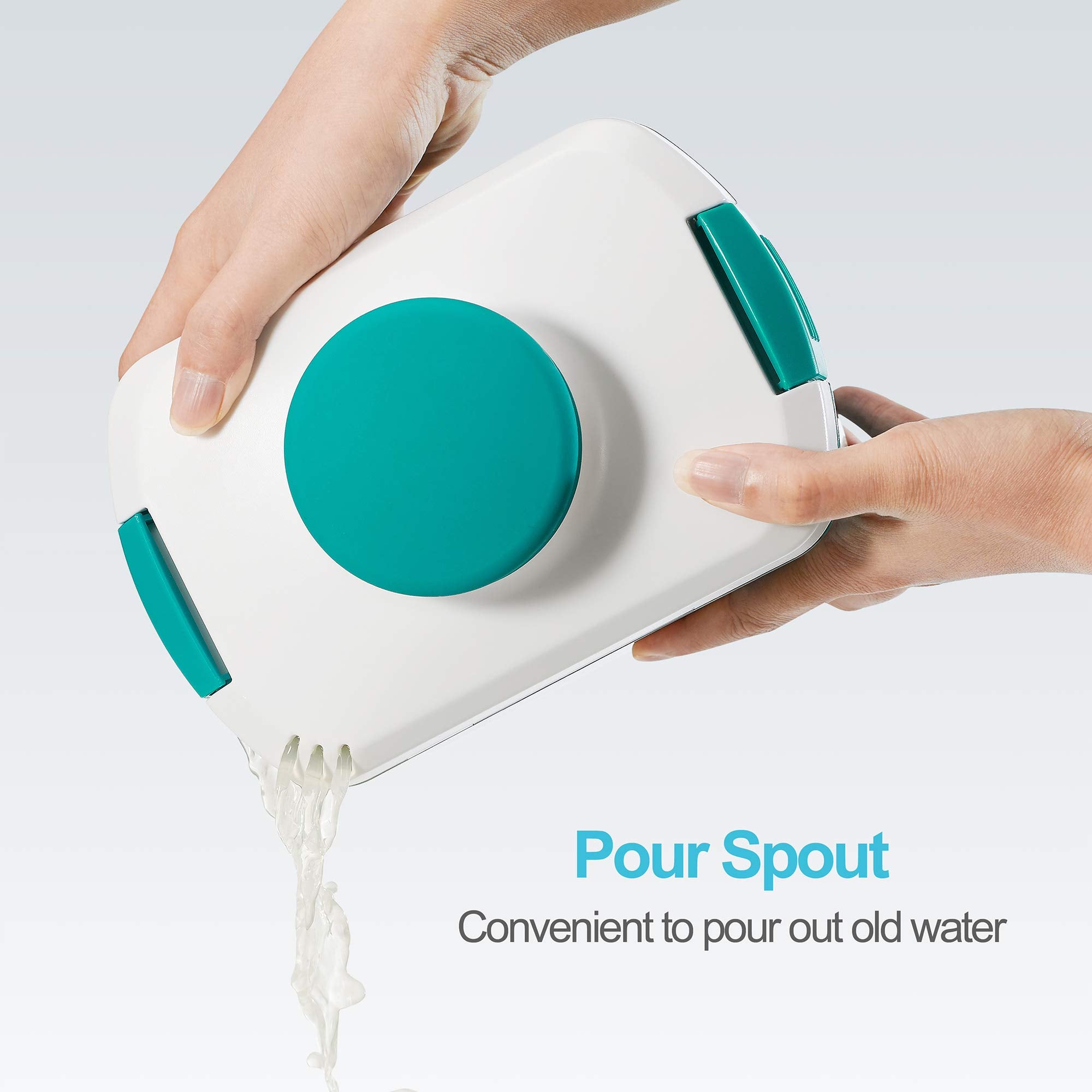 NOYA tofu press pour spout drains water without reopening the lid.