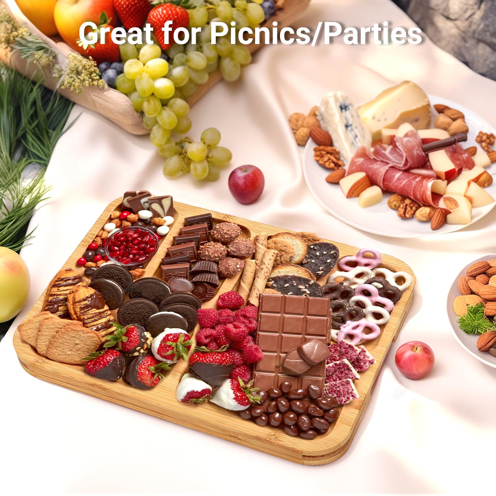 NUOLAN board packaged as a gift for weddings and housewarmings.