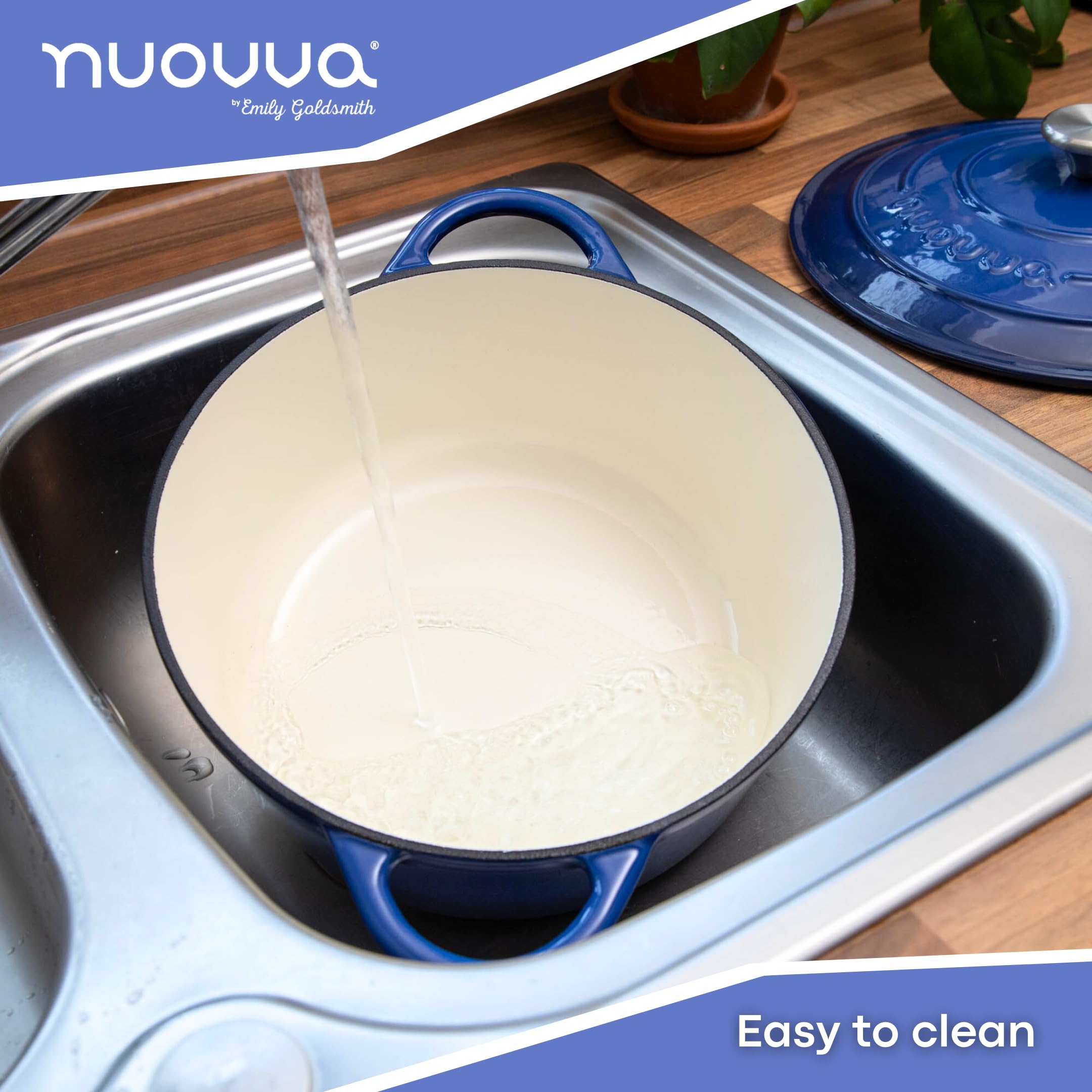 Nuovva 30cm interior reveals 7.3-quart capacity for family meals.