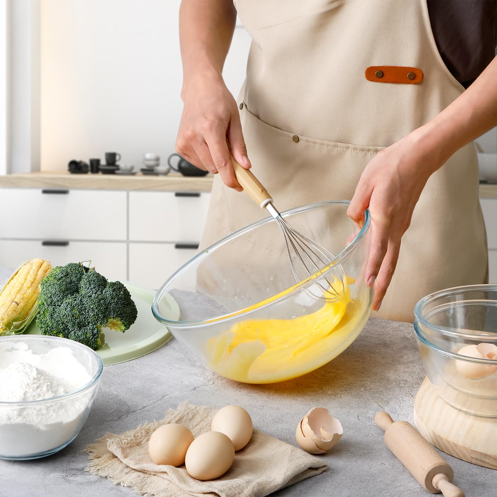 NUTRIUPS borosilicate construction resists impact while remaining crystal clear.