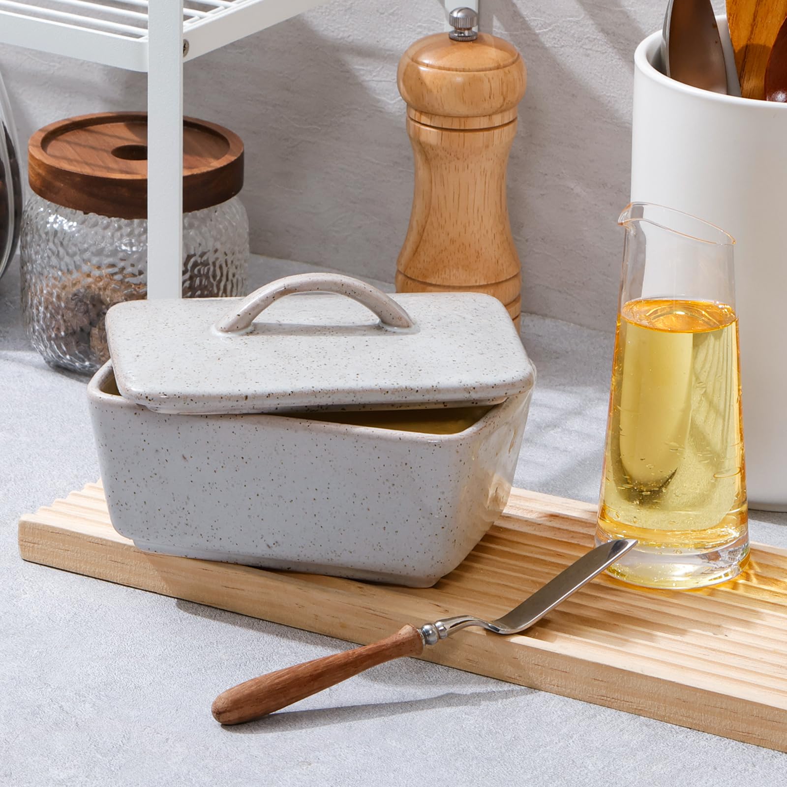 NutriUPS gift-ready butter dish enhances brunch tables and gift occasions.