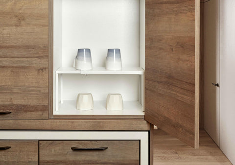 Nxconsu expandable shelf side view highlighting sturdy frame