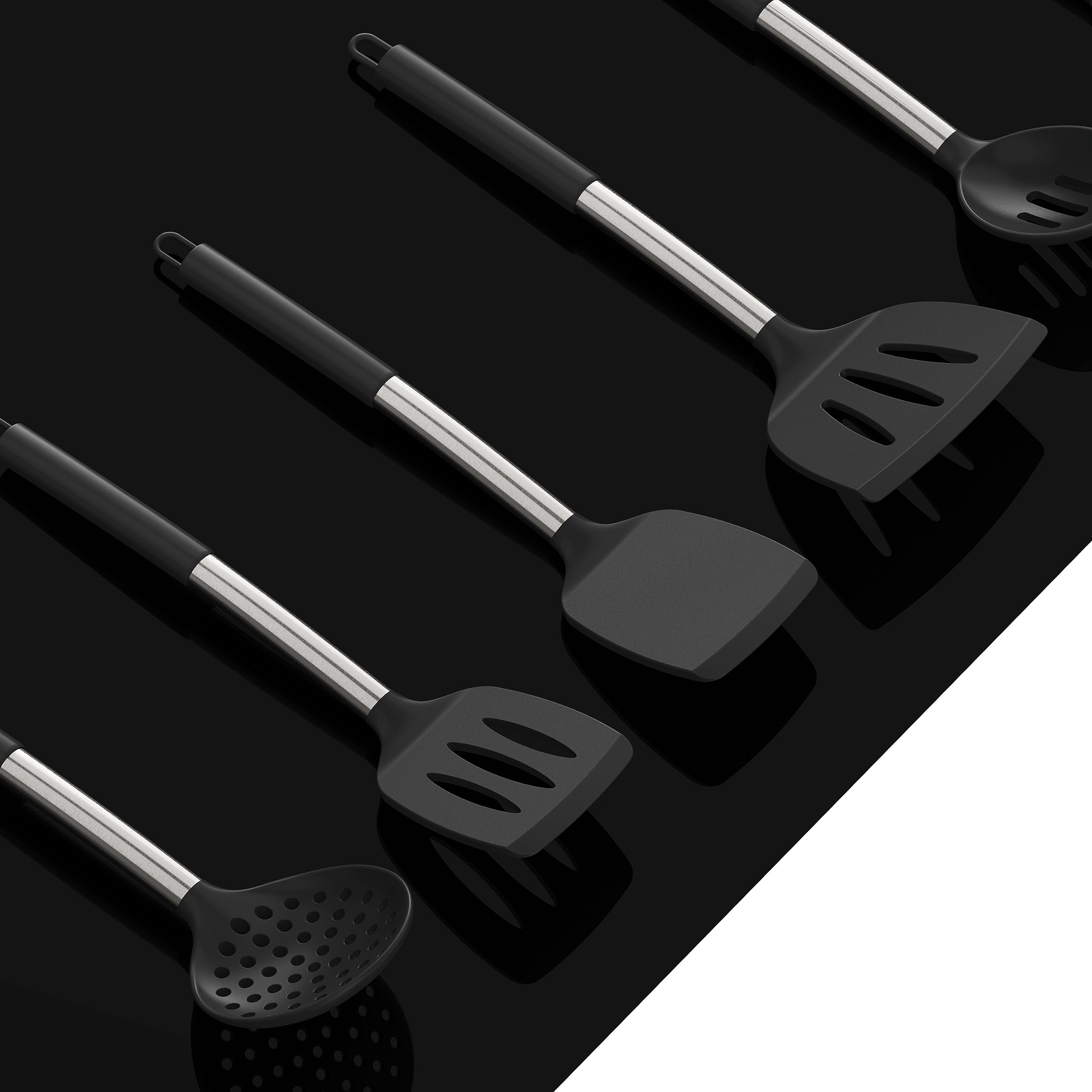 oannao silicone baking brush applying batter evenly