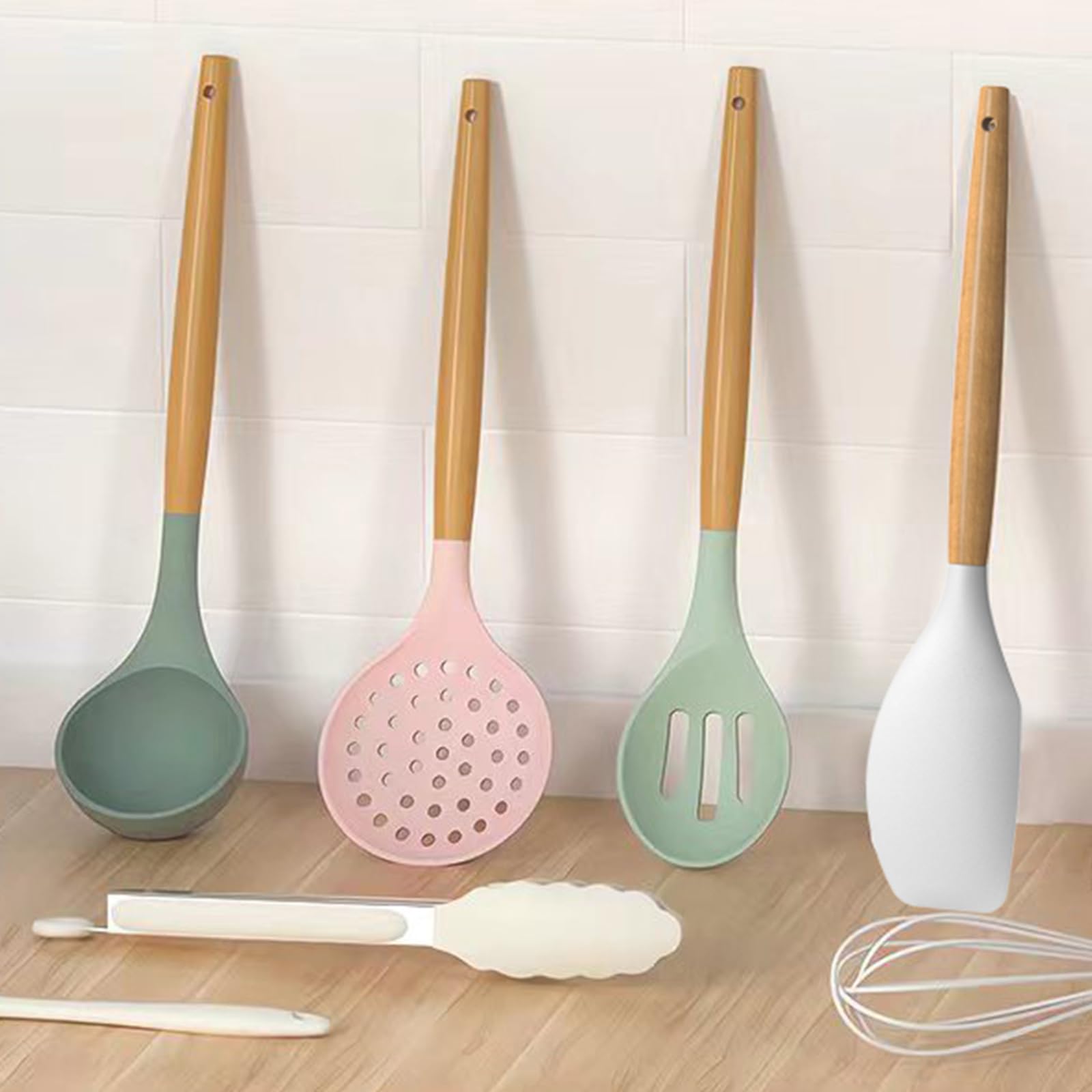 oannao seamless wrap resists food buildup for quick cleaning