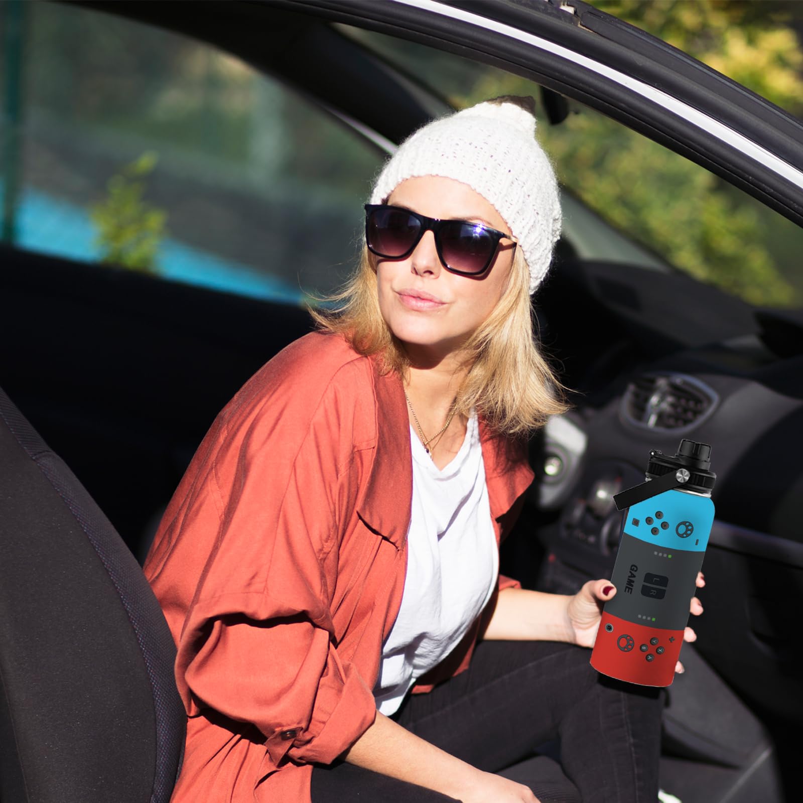 Ogicduwi fits most car cup holders for commutes and road trips.