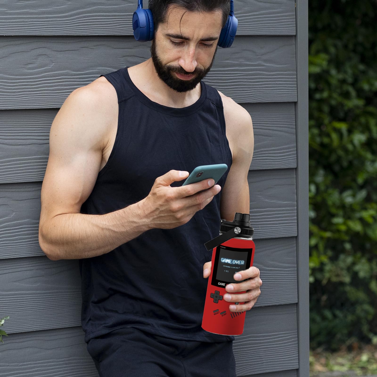 ogicduwi Gamer Water Bottle with double-wall insulation keeps drinks at temps.