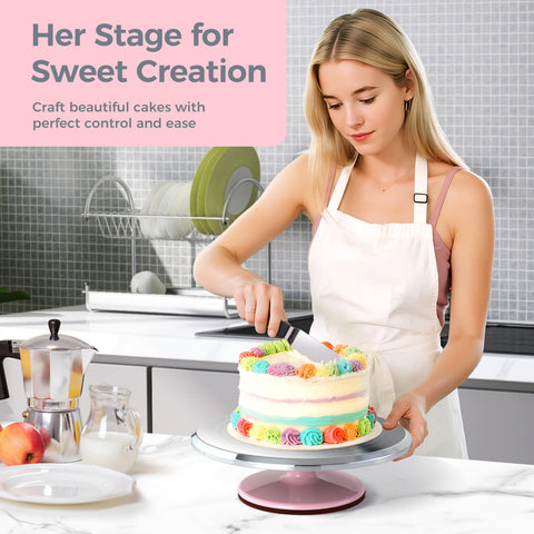 Ohuhu anti-slip top on the turntable keeps cakes steady