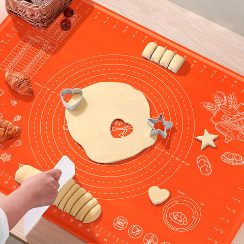 OKeanu mat multi-use design suitable for pies, bread, cookies and more.