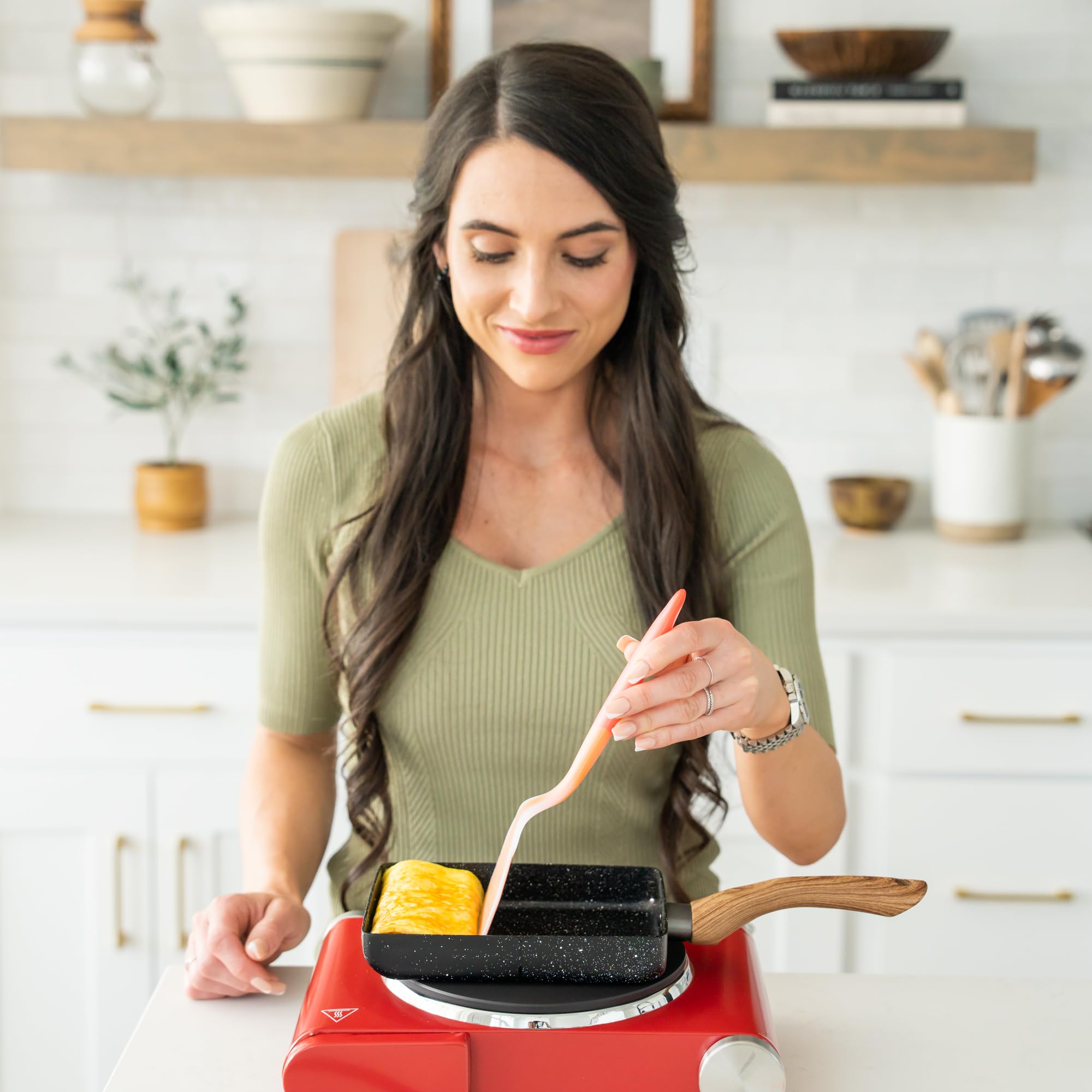 Oleex kitchen tools set with serving plate, oil brush, and spatula for meals