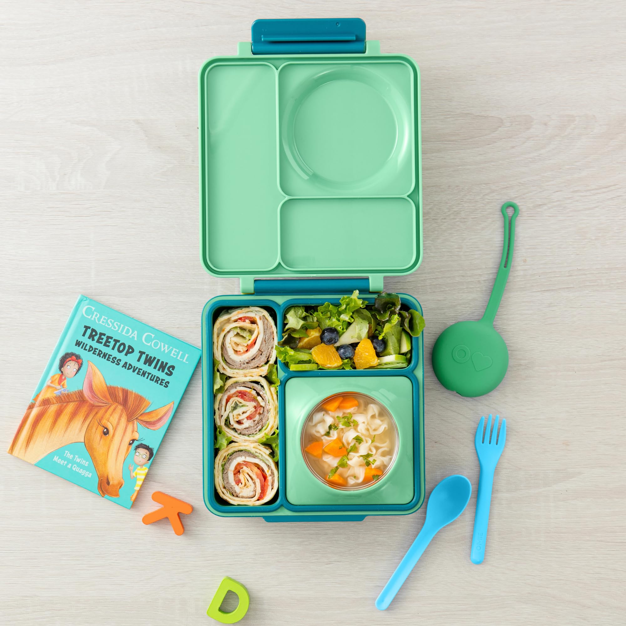 OmieBox BPA-free, dishwasher-safe utensils for easy cleaning.