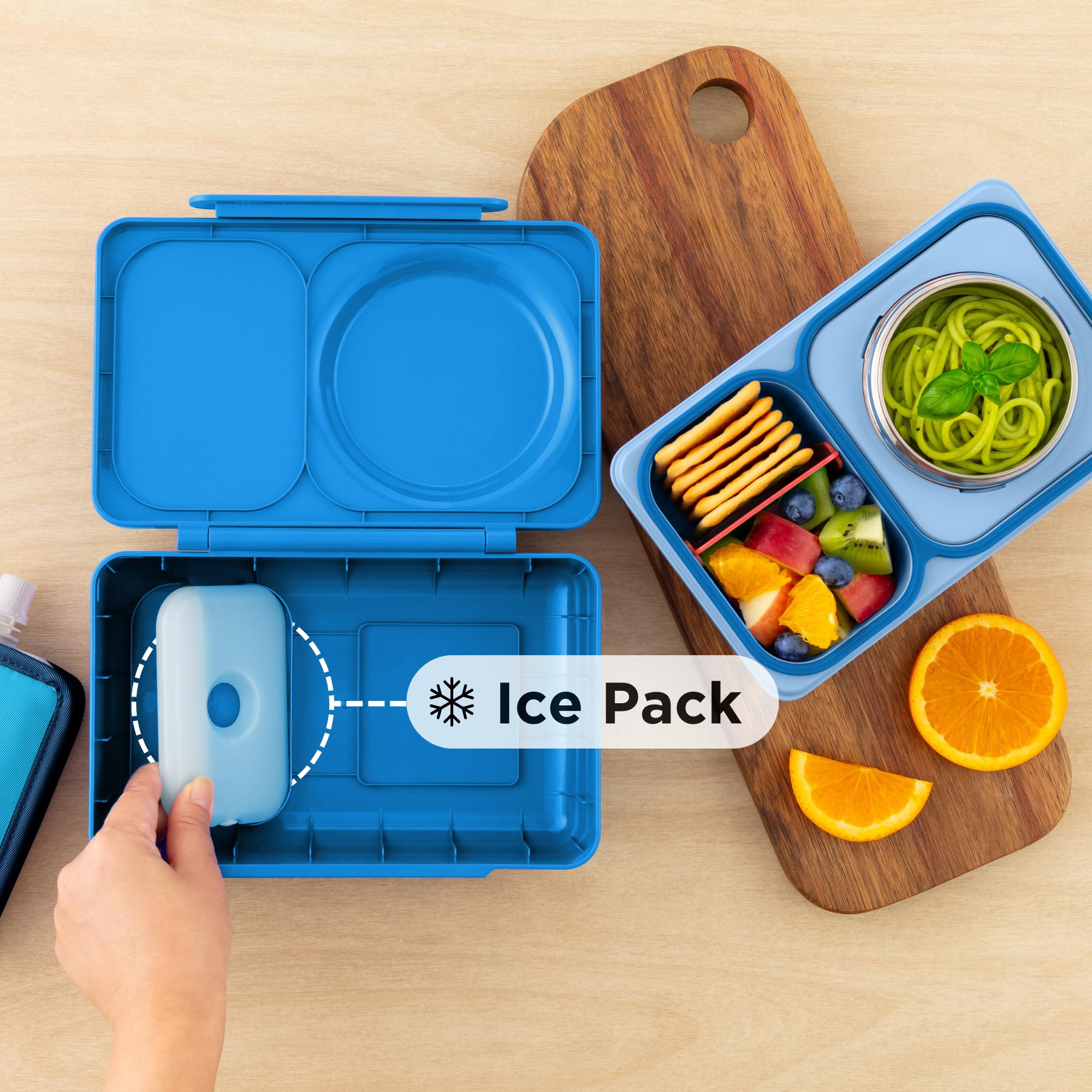 OmieBox UP 12-ounce thermal jar preserves warmth for hot lunches.