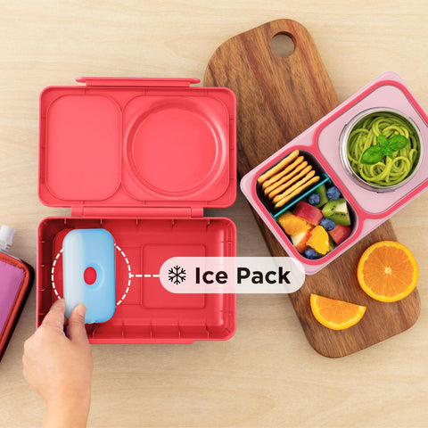 OmieBox UP removable ice pack—helps keep snacks fresh without extra containers.
