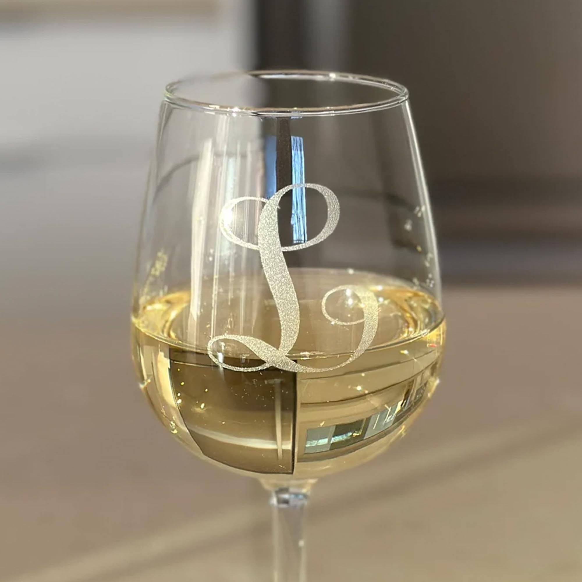 On The Rox Drinks 12.75 oz glass size ideal for generous pours