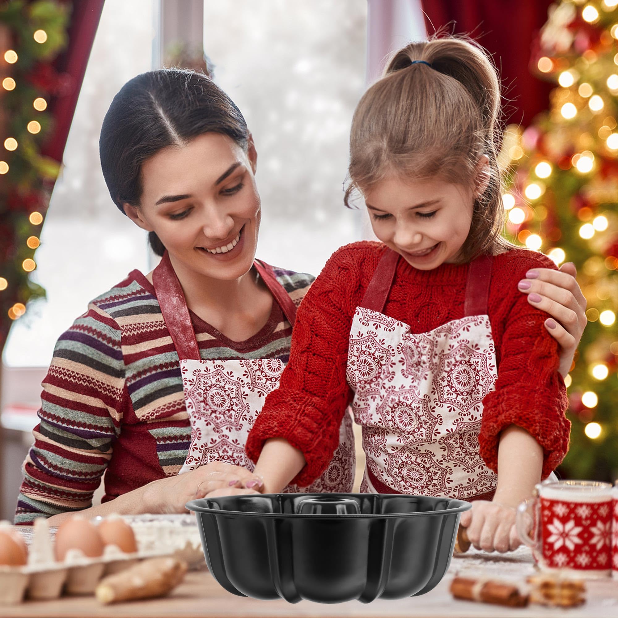 Onader hollow center design image shows even heat circulation for baked goods.