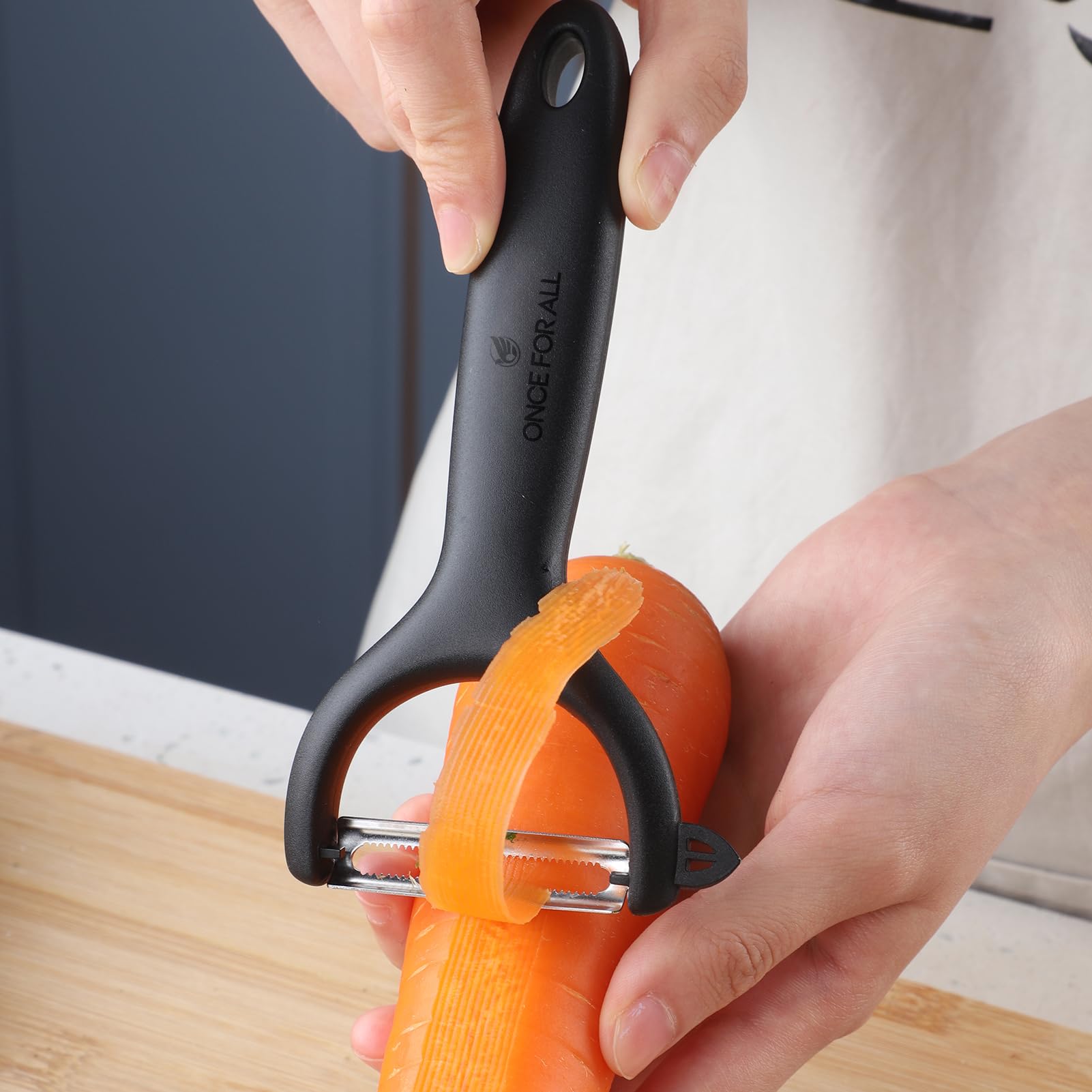 ONCE FOR ALL Slicer with 420 stainless steel blades for durable cuts.