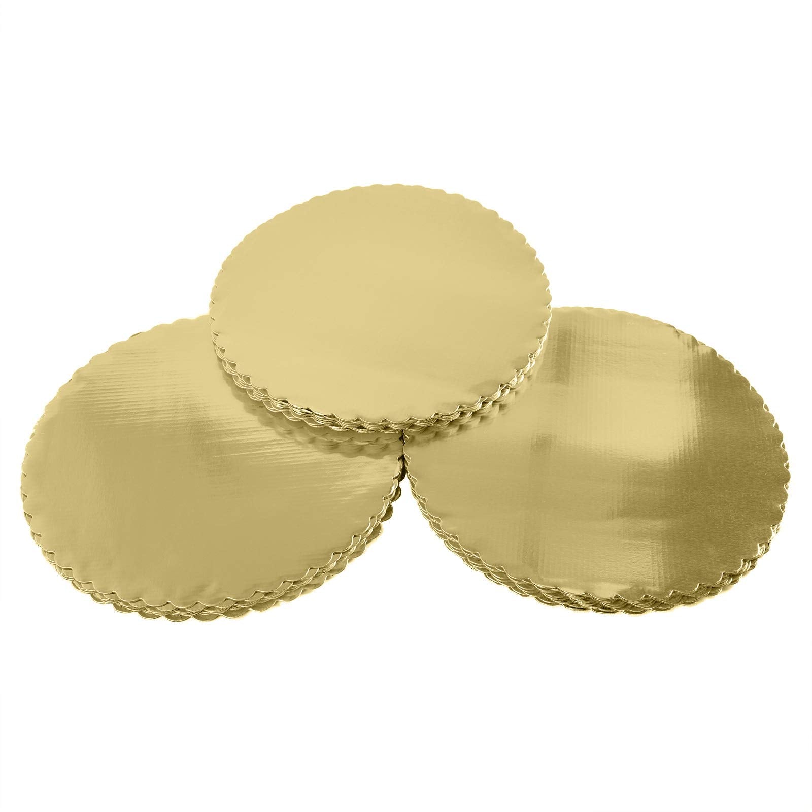 Edge of ONE MORE gold cakeboard cleaned easily after serving for neat presentation.