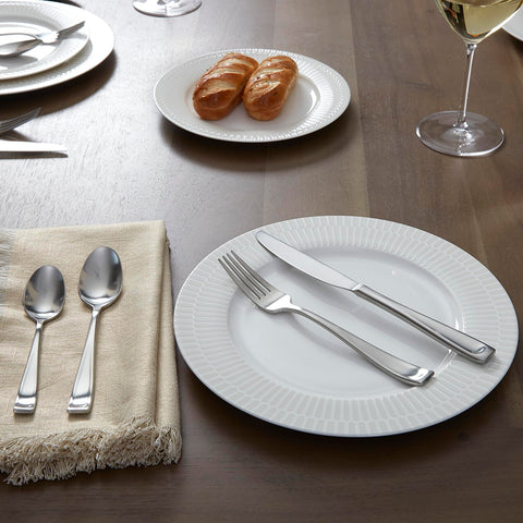 Oneida Moda Teaspoons made of 18/10 stainless steel for durability