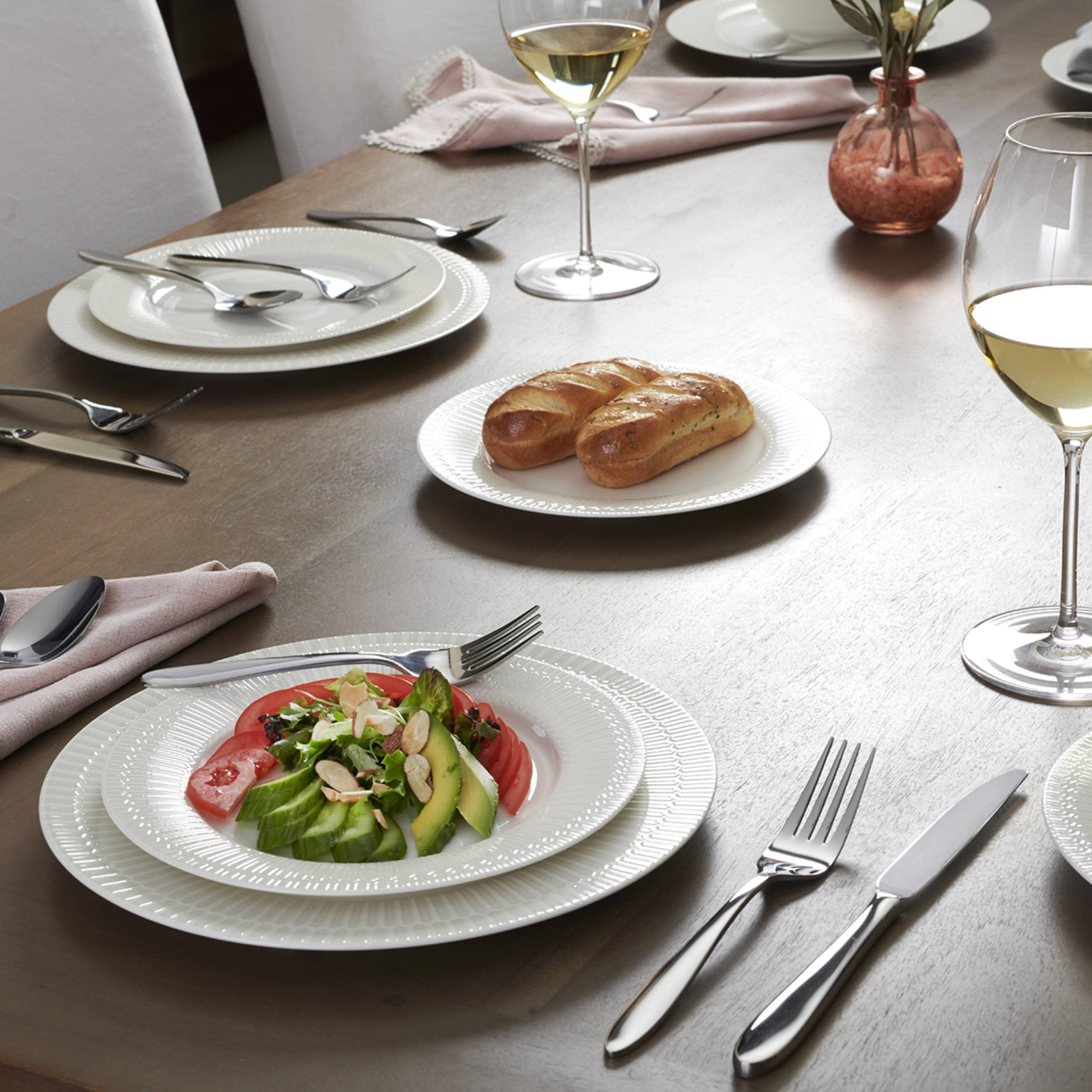 Oneida Mooncrest casual dining scene showing versatile fork style.