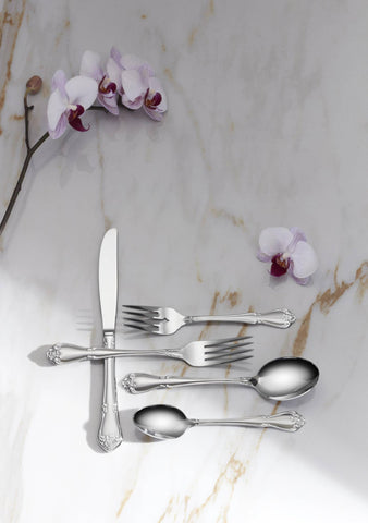 Oneida True Rose teaspoon dishwasher-safe design for easy cleanup.